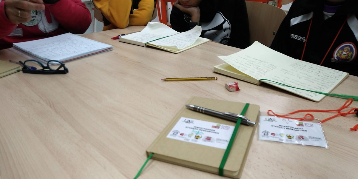 Cole_Aldebaran's tweet photo. #ReHaRe Lección de estudio. Hoy matemáticas en 6º : Resolución de Problemas-Números enteros. Puesta en común de las observaciones de los investigadores, análisis de la dinámica de la sesión, la actitud e interacción de los estudiantes. Ideas de mejora para la próxima clase. https://t.co/bmF1oVOVip