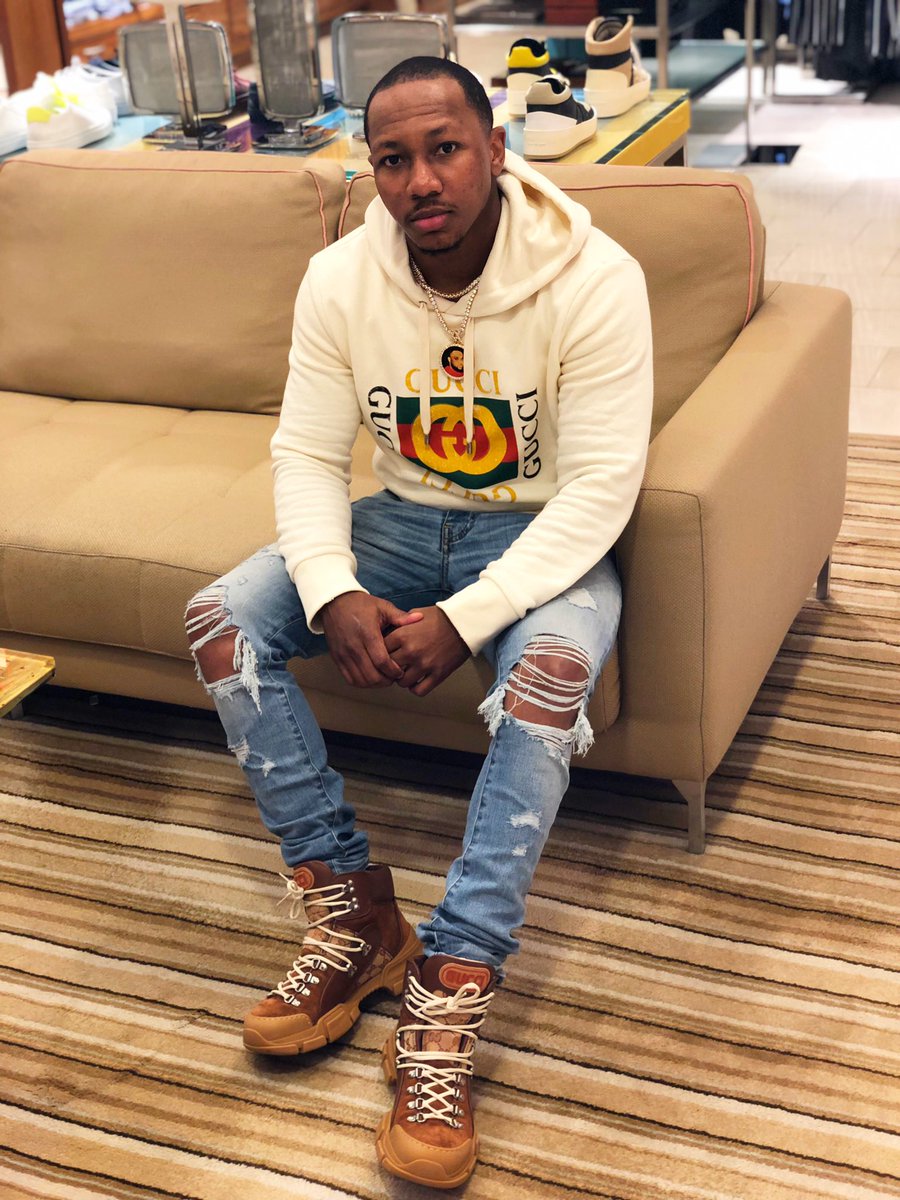 ktoombs1's tweet photo. Keep ya name clean.. get money.. stay humble, stay out the way‼️
#Scrillz
#Everything40k 
💯✖️🔟🦍 https://t.co/VDapvV3Rwh