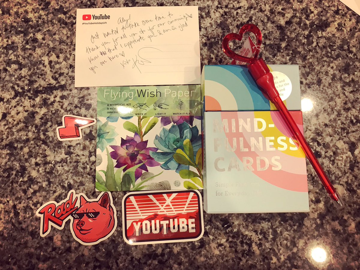 allykinzz's tweet photo. @KatiMorton thanks so much for my goodies! I love them!!! 😘❤️💜 #kinion https://t.co/G0KHfbaMdT