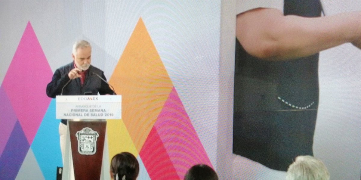 Edomex's tweet photo. Sigue la transmisión #EnVivo del Arranque de la Primera Semana Nacional de Salud 2019 "Por el Bienestar de tu Familia y México. Vacúnalos", en #Tequixquiac.  https://t.co/b7o5tlugQE https://t.co/XJ9bp1oLvu