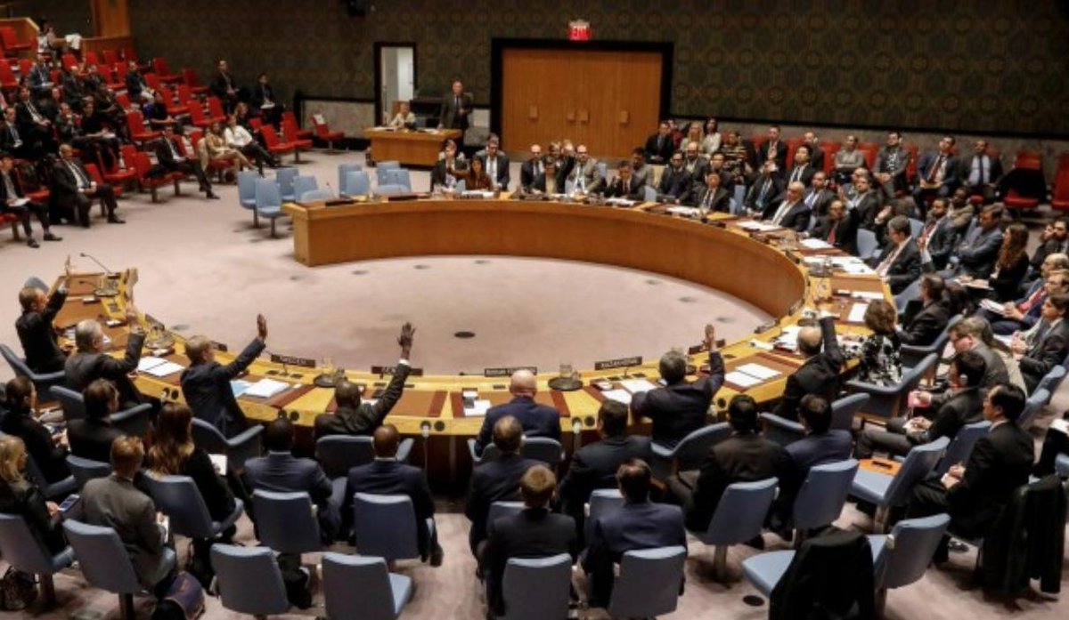 maibortpetit's tweet photo. ÚLTIMA HORA Este martes se realizará la reunión extraordinaria del Consejo de Seguridad de la #ONU en #NY solicitada por #EEUU este lunes para discutir la crisis que se vive en #Venezuela. #Rusia se mueve con sus aliados. El Consejo de Seguridad se compone de 15 miembros: https://t.co/KiZjQEr10i