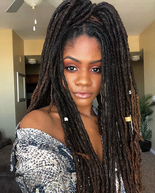 natt_nyah's tweet photo. Semisweet 💋
.
.
.
.
.
.
.
.
.
#womenwithlocs #locnation #locjourney #loclivin #blackgirlmagic #myhaircrush #blackfashion #melaninmagic #ebony #naturalhaircare #blackqueen #naturalhairblogger #locupdo #healthy_hair_journey #reallocs #locmaintenance… https://t.co/bhBxHTEVbS https://t.co/tJSSmTpvPB