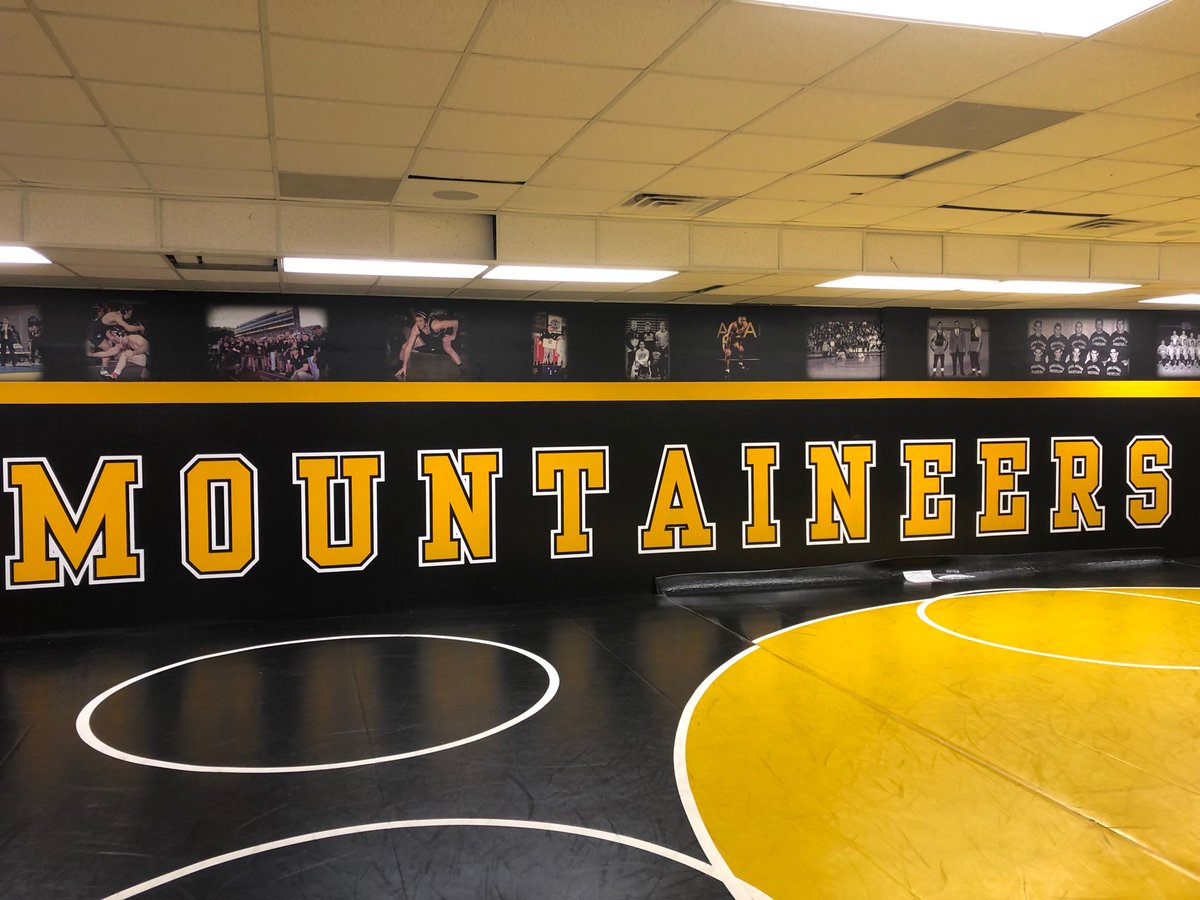 cover2group's tweet photo. New decals in the App State Wrestling room. #whosnext @appstatesports @fswag18 https://t.co/4UupeXcF6p