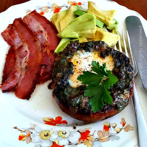 Baked egg in a stuffed portobello mushroom  A delicious light easy meal to prepare in a jiffy. bit.ly/ShMeWKR138 #winelandskitchen #food <a href="/visitpaarl/">Visit Paarl</a> <a href="/visitwellZA/">Visit Wellington ZA</a> <a href="/PaarlApp/">PaarlApp</a>