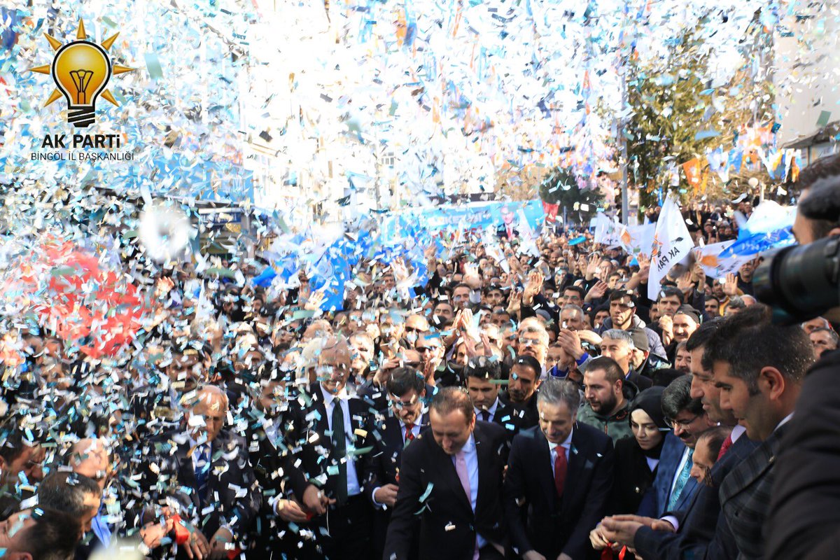 Büyük bir coşku ile Seçim Koordinasyon Merkezi açılışımızı gerçekleştirdik. Bizi yalnız bırakmayan halkımıza teşekkür ediyoruz. Güzel insanımız herşeyin en iyisine layıktır. #BingölİşiGönülİşi