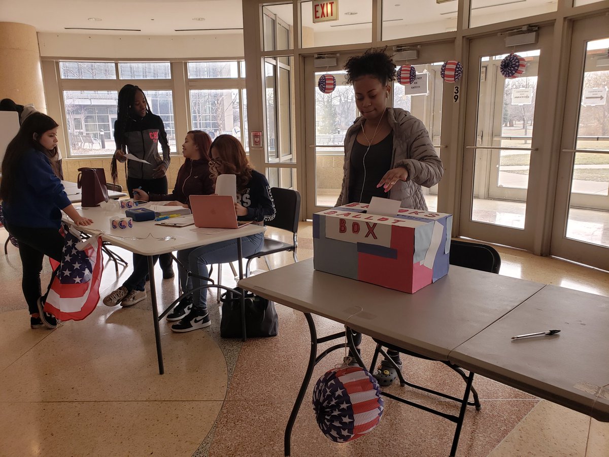 JCPPrincipal's tweet photo. @GBrooksHS history and @CPSCivicLife teachers stage the #BrooksMockElection for students. #Elections2019 #BeBrooks https://t.co/za2t0IQWYl