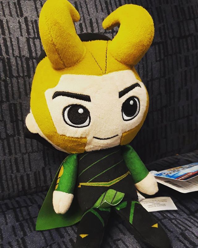 mindisablank's tweet image. Travel buddy this evening. Destination ... #asgard! #loki #funkoplush ift.tt/2SqcQ9W