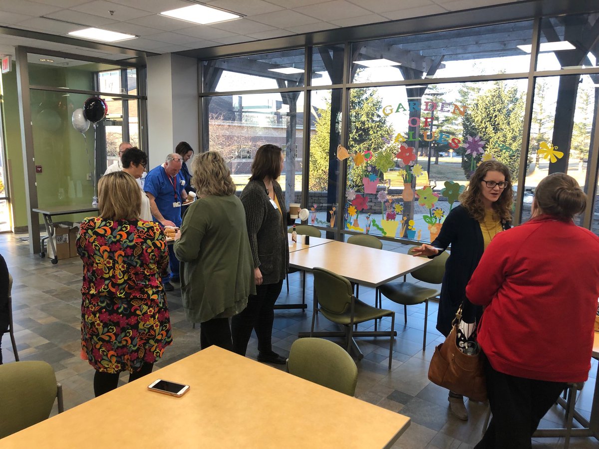 IUHealthECR's tweet photo. Nothing like coffee from the Glass Bonsai and donuts for team members to start Monday off on the right foot! Happy 1 Year Anniversary IU Health Jay! #MotivationMonday #AnniversaryWeek https://t.co/DO0lfzLMeZ