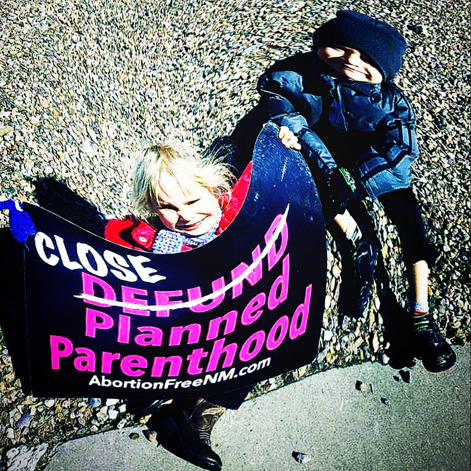 prolifewitness's tweet photo. #dayofMourning: February 23, 2019 

"CLOSE D̶E̶F̶U̶N̶D̶ #PlannedParenthood"
https://t.co/IwZQFKxgN4

🚨#PersonhoodProclamation🚨
President @RealDonaldTrump only current solution is executive action #TRUMPLegacy https://t.co/nOVAjH7S3Z