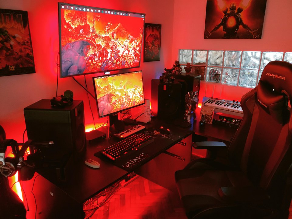 My Quake/Doom Setup

vk.com/quakechampions…

<a href="/OpenCyberLeague/">OCL</a> <a href="/DOOM/">DOOM</a>