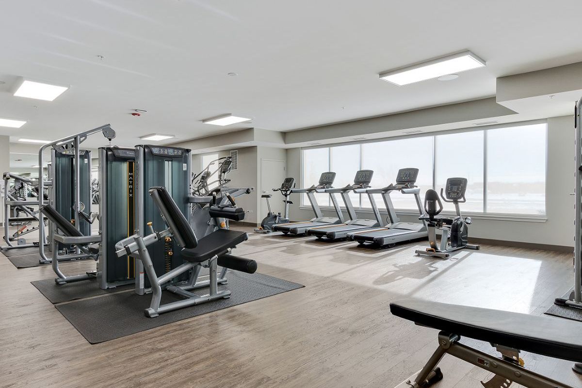 EDPartnership's tweet photo. @OakBrookChamber member Lakeside Village of Oakbrook, which broke ground back in 2016, offers residents access to amenities including a swimming pool, dog park and rooftop deck.
https://t.co/IVF2EXlMkh https://t.co/a0eDtSugFy
