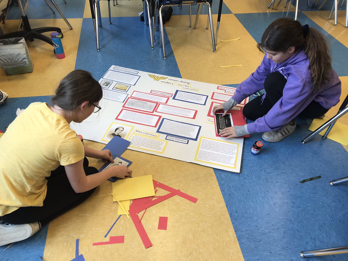 Mslasmith12's tweet photo. History Fair is in full swing. Can’t wait to see all the final projects!!#studentsmakinghistory @CoonleyES https://t.co/XGRx5RB9ae