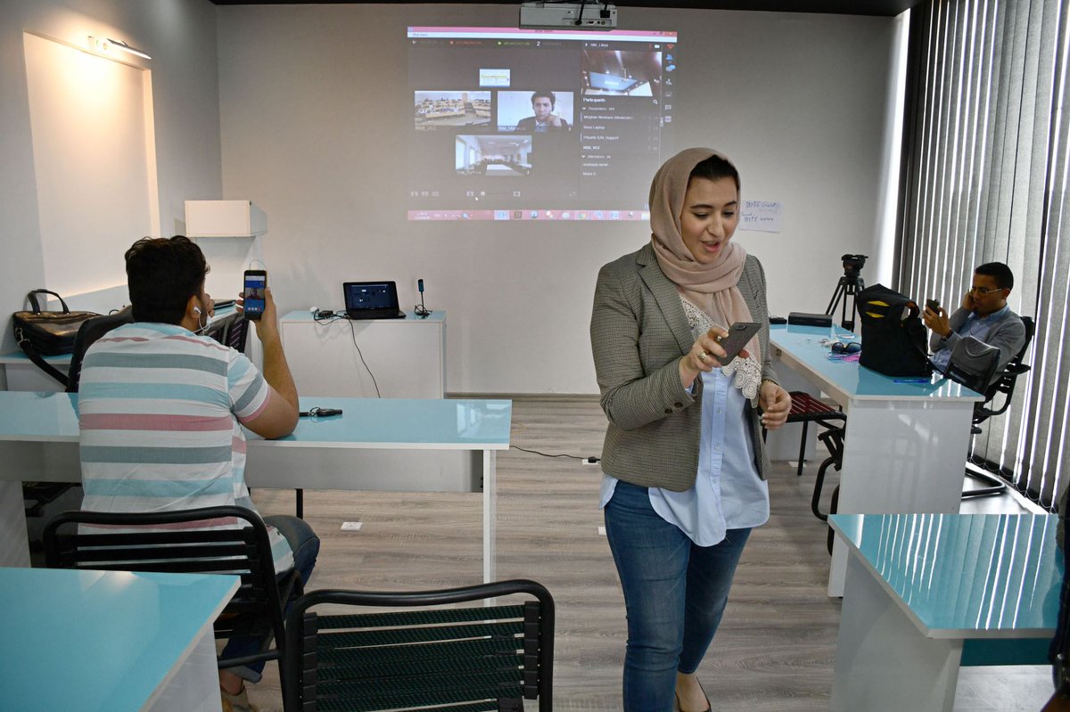 WDavidson_Inst's tweet image. What is #VirtualExchange and what does it mean to you? Learn how you can foster #worldclassconnections so students can learn about the world and each other. #Global_Impact #M2GATE #MENA @StevensInit as.pn/virtualexchange bit.ly/2NqNSGy
