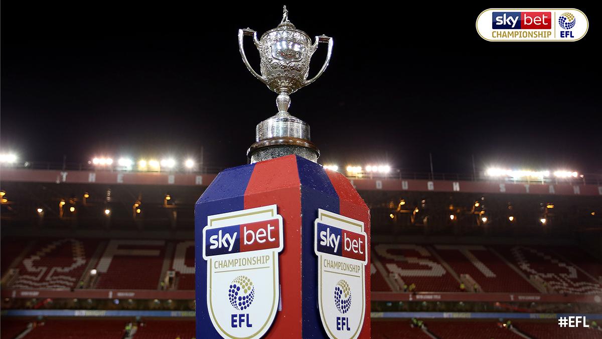 Sky bet championship trophy hi-res stock photography and images