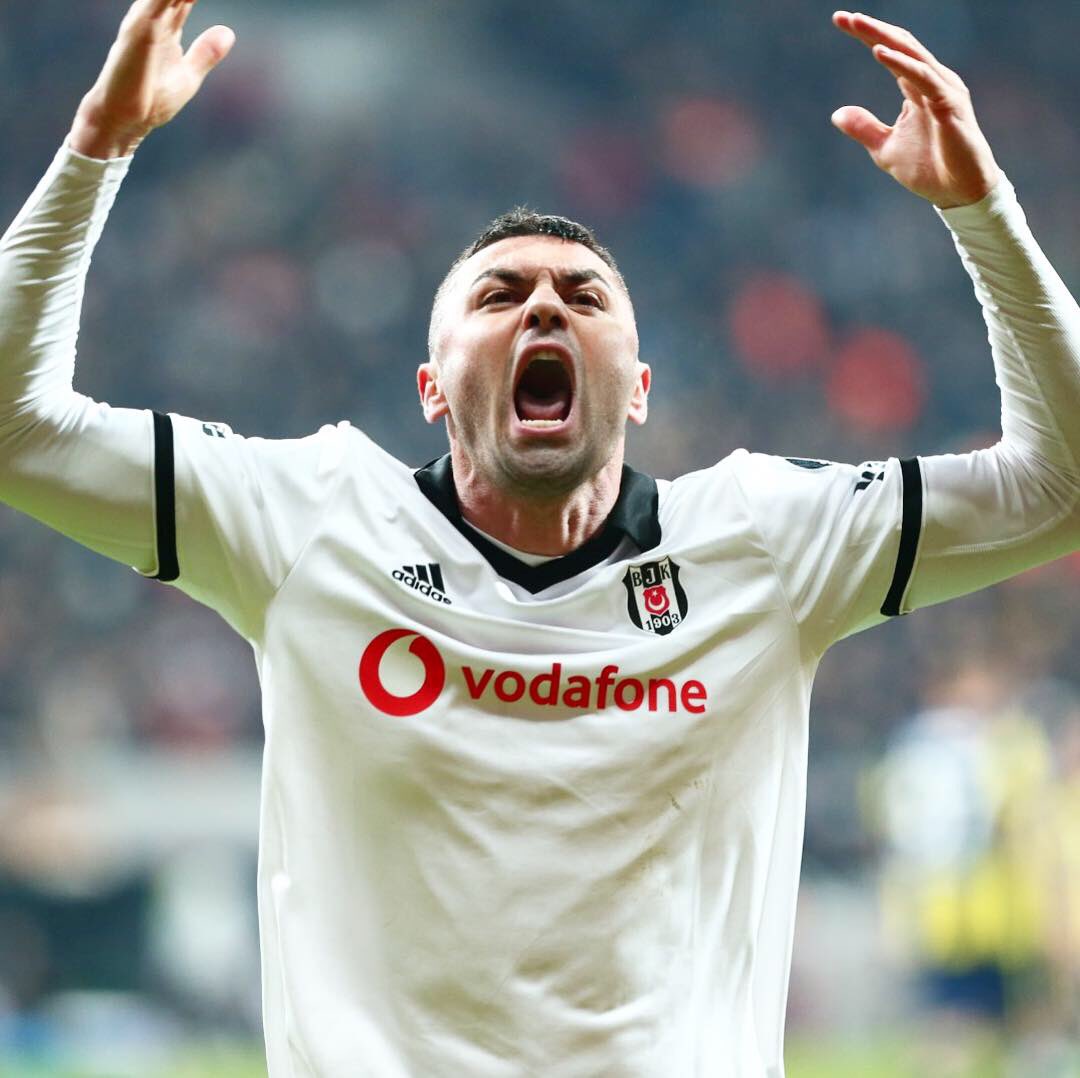 Besiktas's tweet photo. Tecrübe, yetenek, hırs... 👑 #BurakYılmaz https://t.co/JqkyaqFRAE