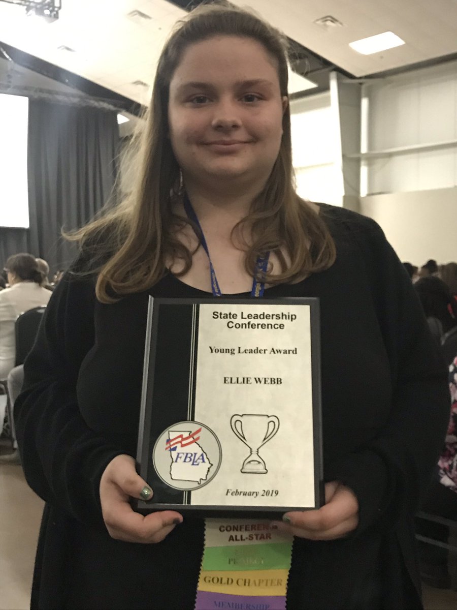 AWCMSFBLA's tweet photo. Georgia Young Leader Award! #GAFBLA #GAFBLACOY https://t.co/wnNX1NK39Q