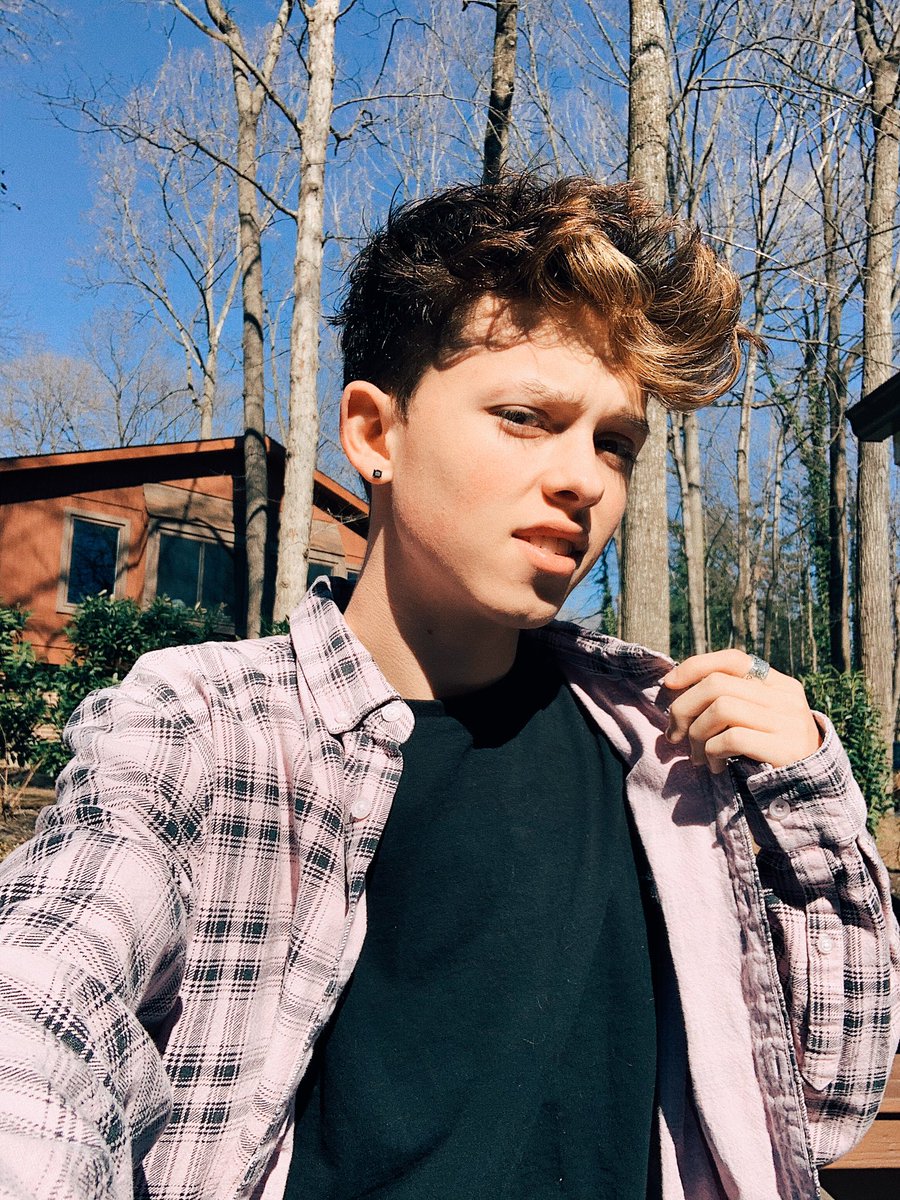 jacobsartorius's tweet image. Hiiiiiiiiiiii