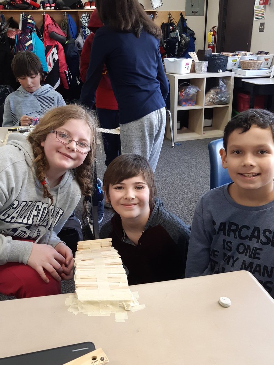 A_Gamerschlag's tweet photo. #science #structures #collaboration #testing #designs @vvpskenora https://t.co/A7Ox8UDSX0
