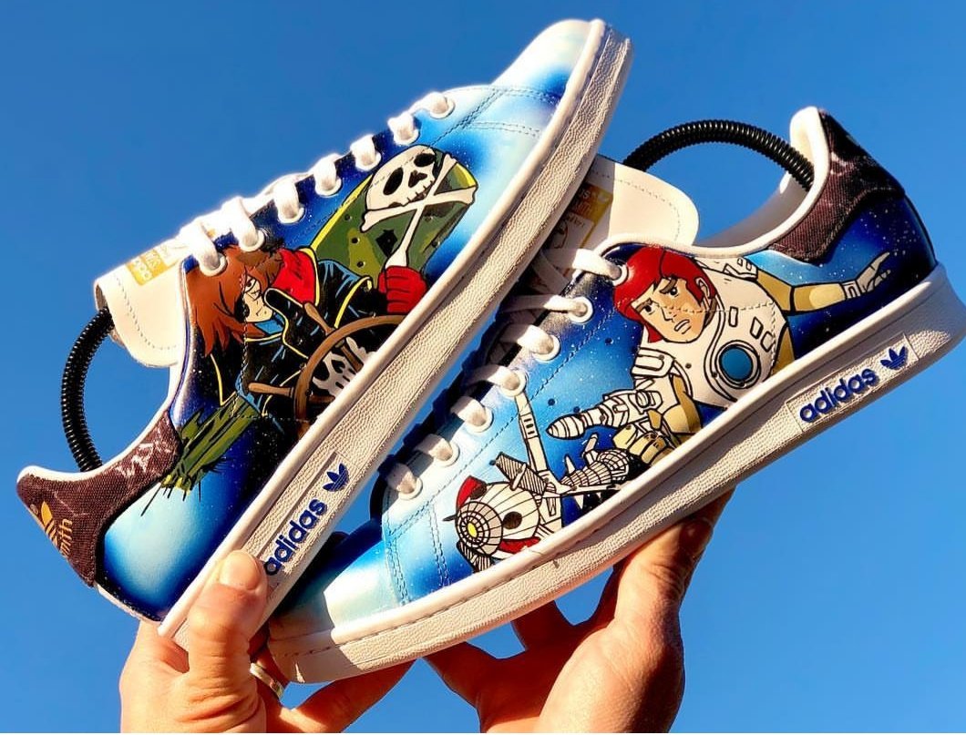LeelenaLee_'s tweet photo. Je suis fan de @Provence_Spray !
@LRB_LoL si tu cherches un artiste.
#adidas #adidasoriginals #capitainflam #albator #stansmith https://t.co/KWcOAHIUX8