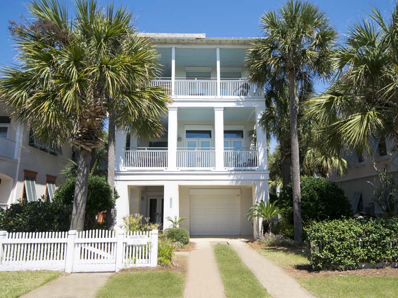 GoSouthern's tweet photo. Wait no longer to plan your #SpringBreak ποΈ #BeachGetaway. #Save10% on select properties such as #BeachDunes, #SouthernSecret, #Arborgate, #EmeraldPalace, #GrandeVilla, #SeasideBliss, #OceanBreeze30A, #CobiaCottage, & #CoastalRetreat! β‘οΈ https://t.co/BIOrrb3kp7 #MondayMotivation https://t.co/7H1AZ5ezSy