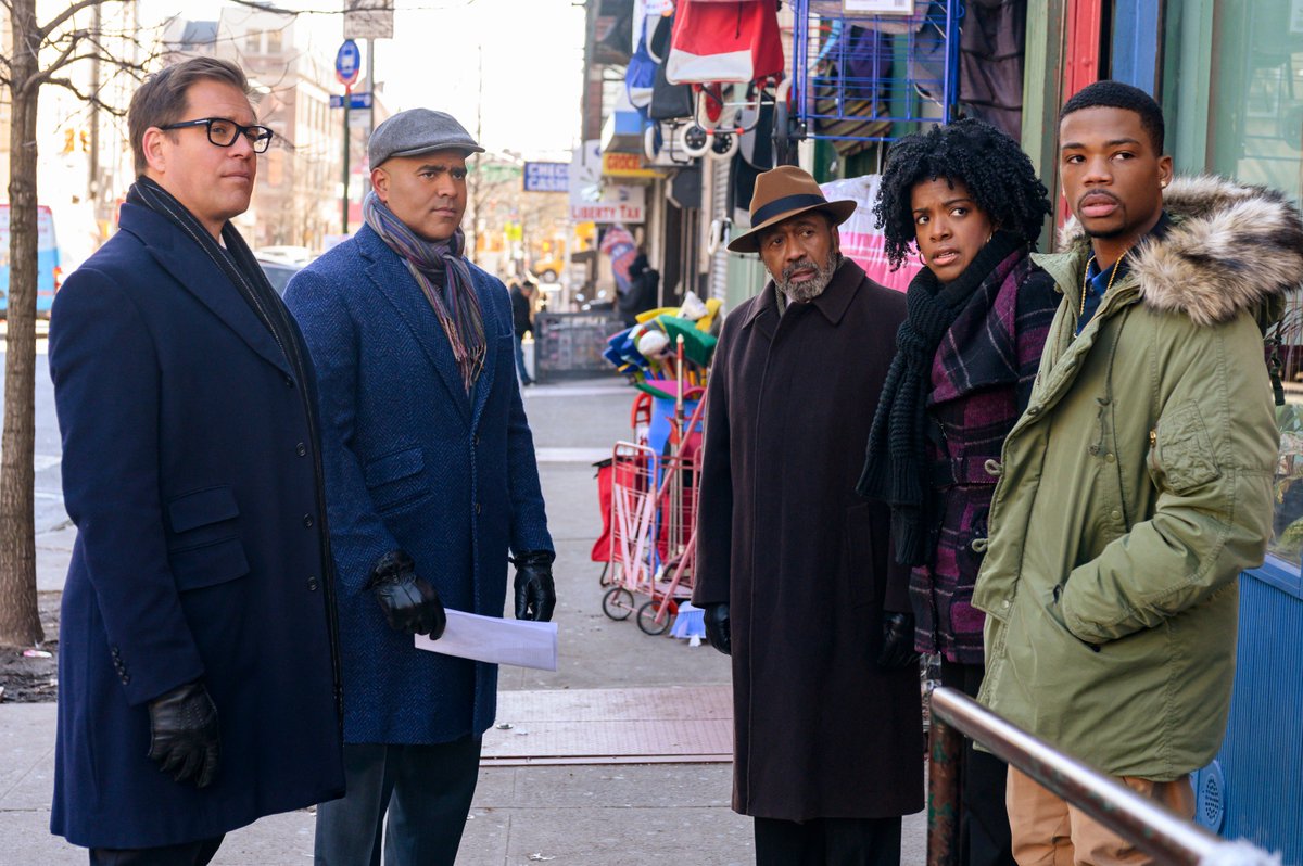 BullCBS's tweet photo. Tonight, #Bull and Chunk have 2 cases with 1 big problem. Don't miss a new episode at 10/9c on @CBS and @CBSAllAccess: https://t.co/9R28nEvTDG https://t.co/6iPZKICfGR