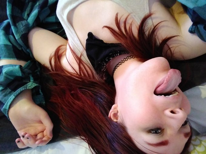 A little tired from a busy weekend, but I gotta hop on cam for a few minutes at least 💙 Streaming for<a href="/tag/tittytuesday"class="tags"><span>#tittytuesday</span></a><a href="/tag/camgirl"class="tags"><span>#camgirl</span></a><a href="/tag/tgirl"class="tags"><span>#tgirl</span></a>