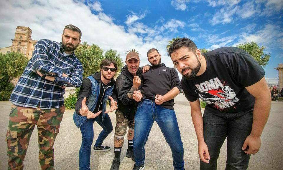 RakeOff_band's tweet photo. Hey yo wassup

#rakeoff #hardcore #hardcorepunk #punkhardcore #hc #punk #crossover #metal #skinhead #oi #punkrock https://t.co/7RqTcoGP82
