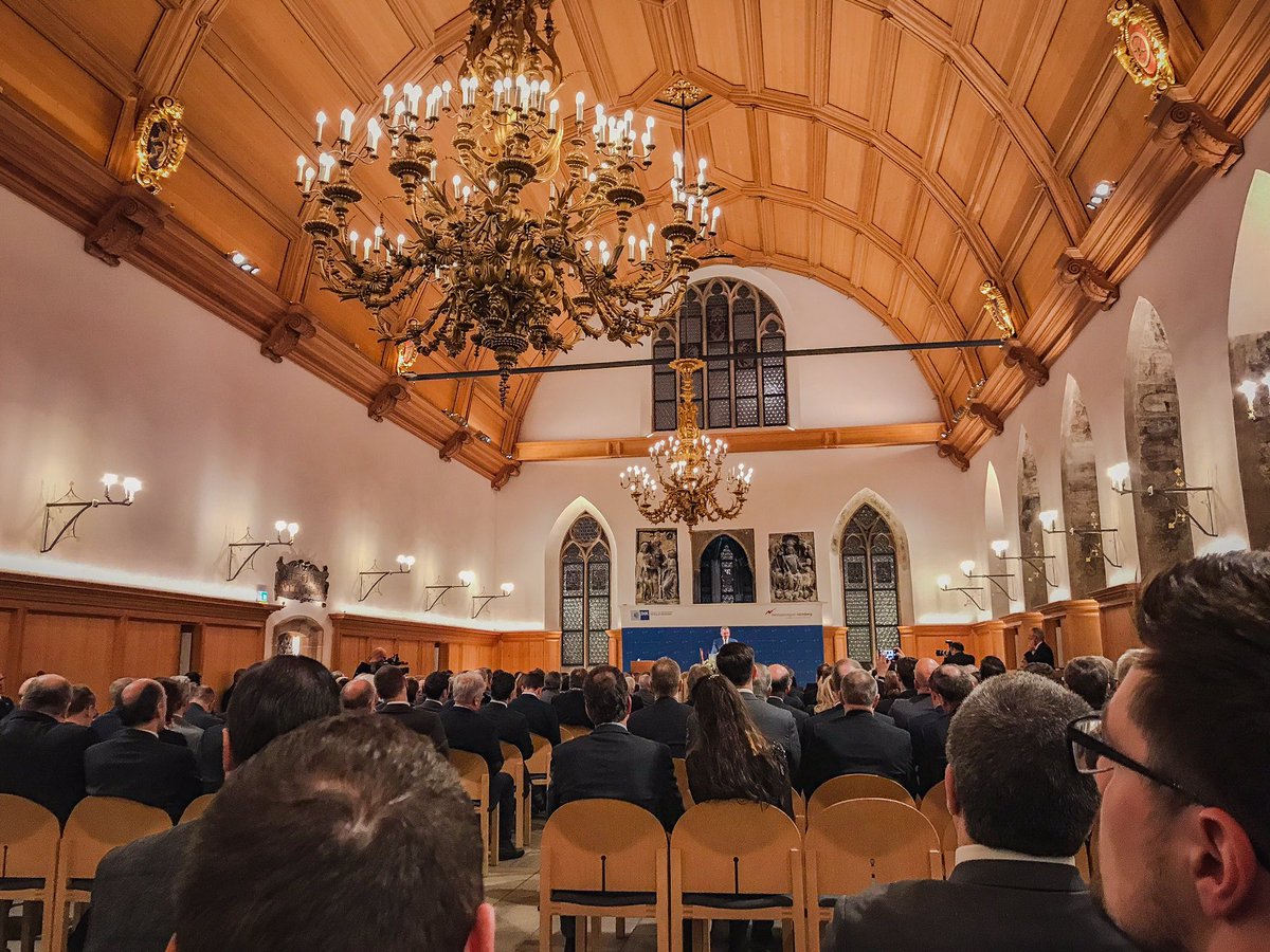 Heute zu Gast zum 157. IHK Kammergespräche. Danke an Ihre Exzellenz, <a href="/amdescotes/">Anne-Marie Descôtes</a>, über den interessanten Vortrag zur deutsch-französische wirtschaftspolitischen Zusammenarbeit.

#wjmfr #wjerlangen #wjvernetzt #jungewirtschaft #kammergespräch #ihkmfr <a href="/IHK_Nuernberg/">IHK Nürnberg für Mittelfranken (inaktiv)</a> <a href="/WJErlangen/">WJ Erlangen e.V.</a>