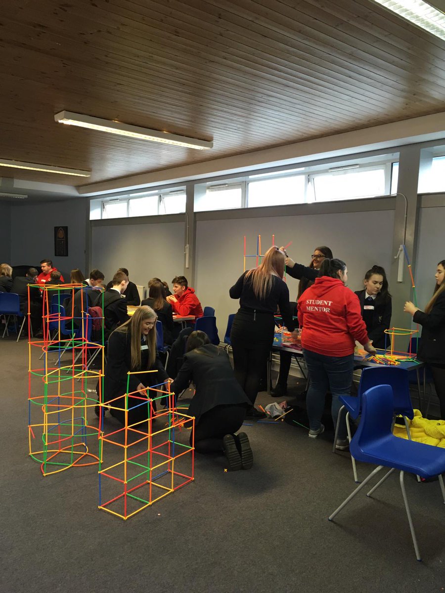 standrewsdyw's tweet photo. Young people in S3 gaining an invaluable insight into University pathway through problem-solving, communication, team-work and organisation #standrewsskills #nowrongpath #positivedestinations #standrewsrcsec https://t.co/q4WjflwyXi