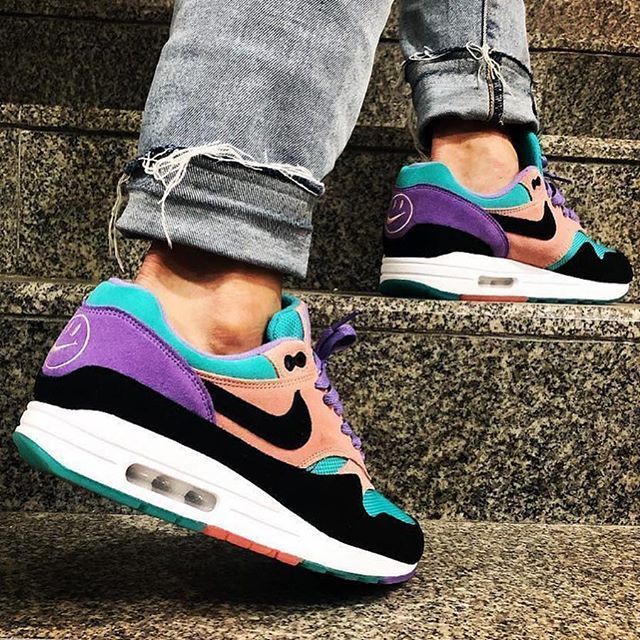 nike air max 1 have a nice day