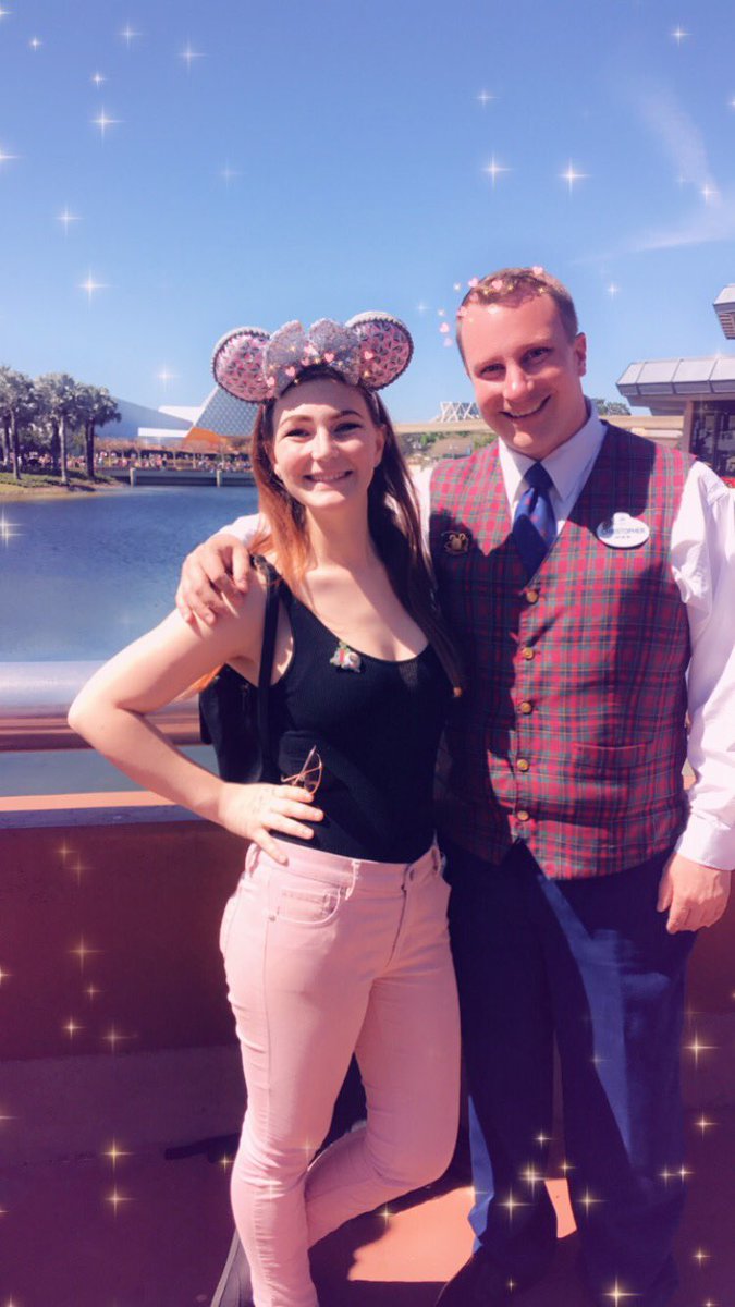 posttraumastrut's tweet photo. Huge #CastCompliment to Christopher from Salem, NH aka the King of EPCOT, for giving the best #DiscoverEPCOT tour ever💕 @WDWToday @RobertIger @DisneyInterns https://t.co/2sojOkUec4