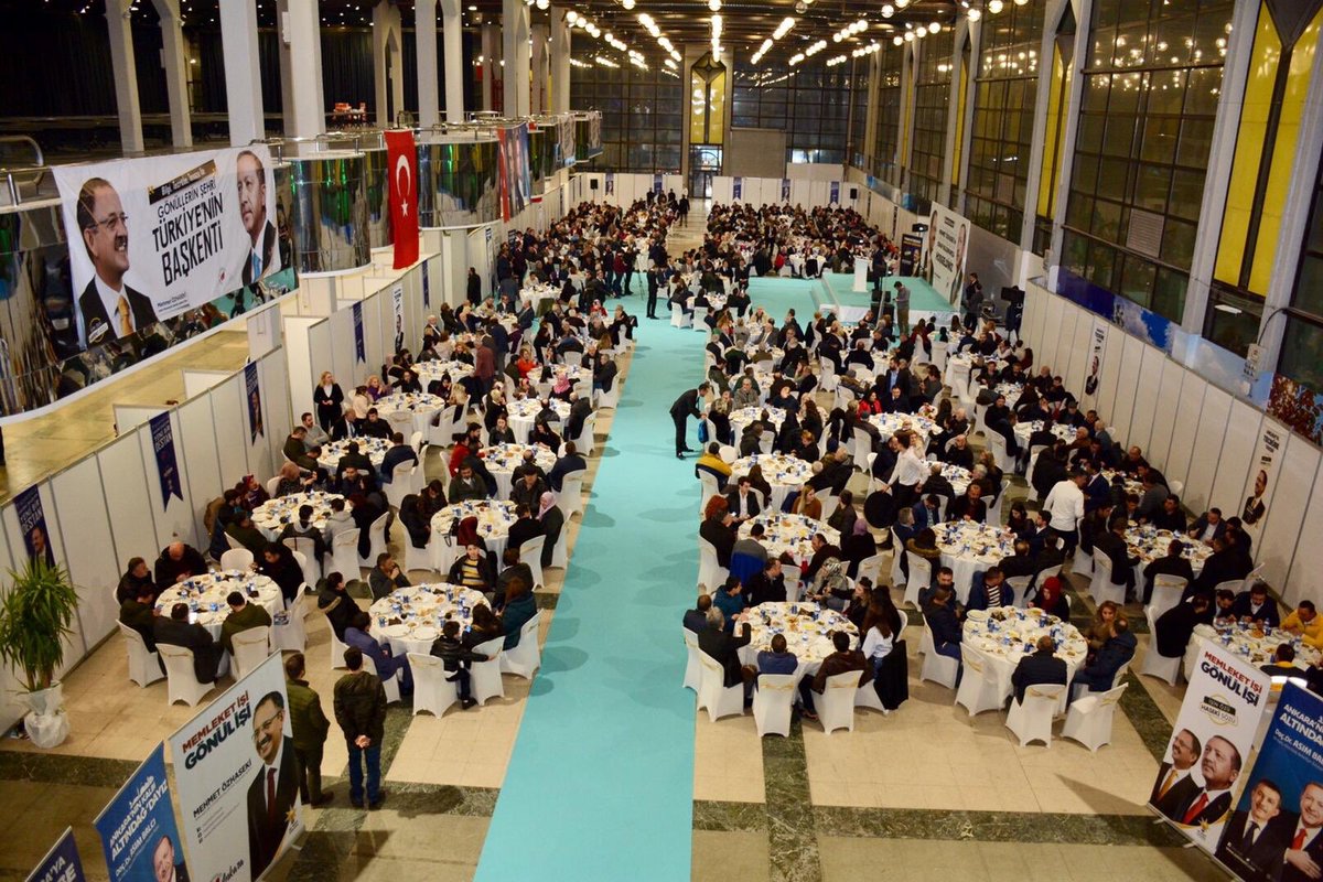 Büyükşehir Belediye Başkan Adayımız <a href="/mehmetozhaseki/">Mehmet Özhaseki</a>, Ak Parti Altındağ İlçe Bşk. <a href="/06AhmetKaraca29/">Ahmet KARACA</a> ve MHP Altındağ İlçe Bşk. @EminStkAKTA1 ile “Kuaför ve Güzellik Salonları Esnaf Buluşması”na katıldık. 31 Mart’ta, sandıktaki zaferin mimarı esnaf kardeşlerimiz olacak inşallah