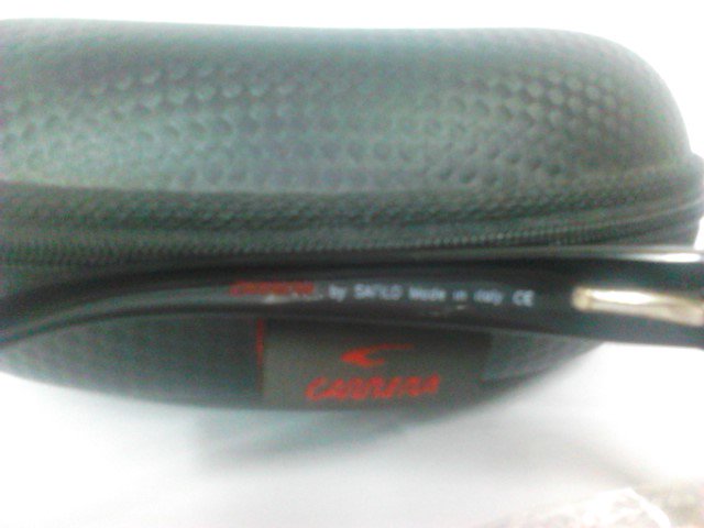 نظارة كاريرا بولاريز 
نظارة كاريرا بولاريز جديدة بالجراب و المنديل - ايطالى الصنع - اوريجينال - بالاختام على العدسة و الفرام - البيع باقل من سعر الجملة 
Price 450 EGP
01225753218