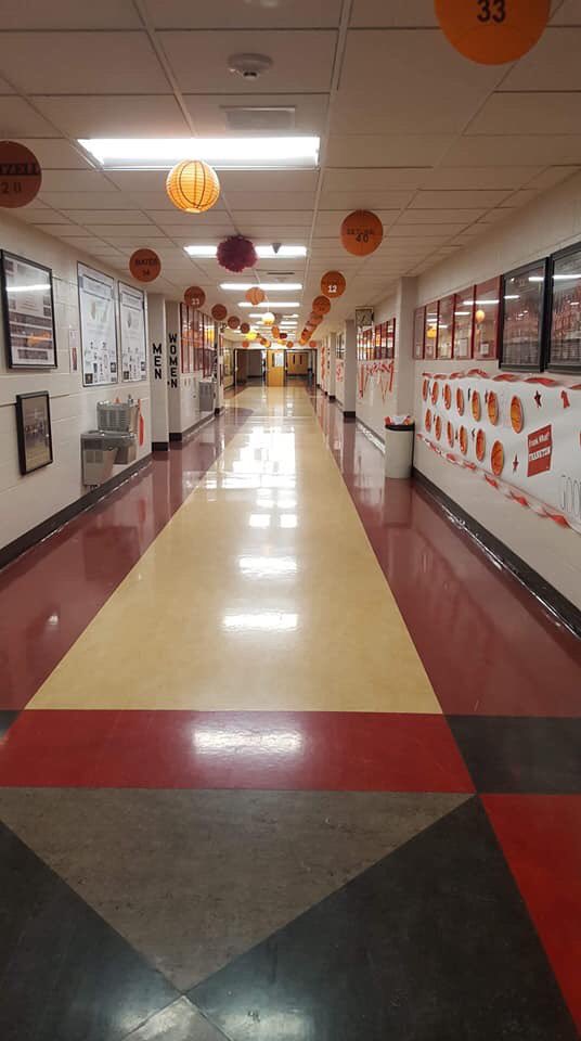 FranktonCheer's tweet image. It’s finally #SectionalWeek! The school is decorated and ready for an exciting week. Thank you to the awesome @Franktonbball moms and family members for decorating with us last night, you all did a great job! Now let’s go get the win Eagles! 

❤️🦅📣🏀