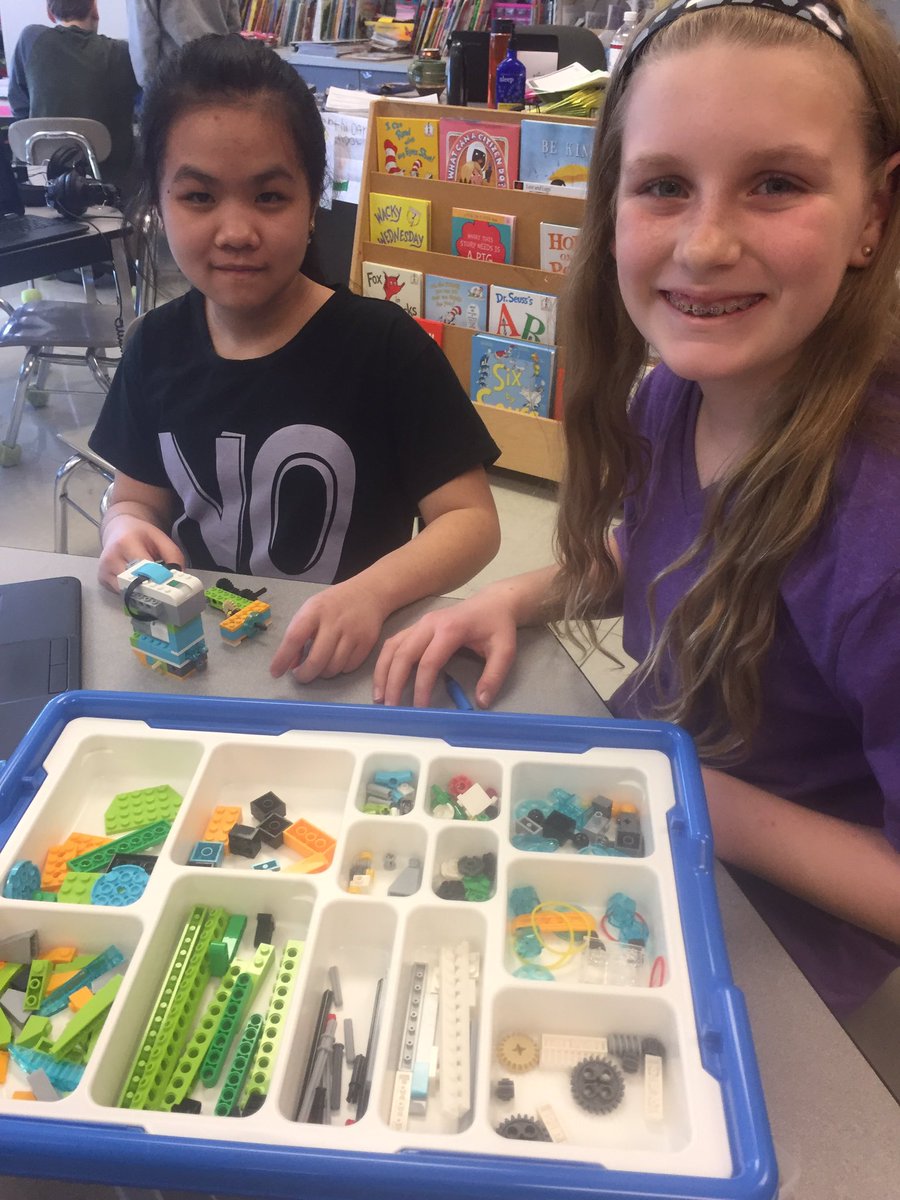 Building Engineers &amp; Programmers 1- 5th grader @ a time.  Proudest moment- when they code it &amp; control it! #AI #ComputationalThinking #Robotics <a href="/SASD_Vernfield/">Vernfield Elementary</a> <a href="/PADeptofEd/">PA Department of Education</a> #Driven <a href="/codeorg/">Code.org</a> <a href="/ScratchEdTeam/">ScratchEdTeam</a> @TechGirlzorg <a href="/madewithcode/">MadeWithCode</a> <a href="/LEGO_Education/">LEGO Education</a>