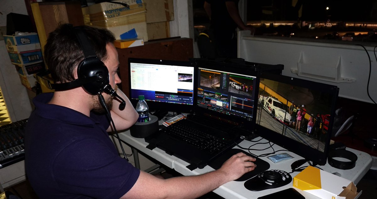 StreamByteTV's tweet photo. Just another day on the board #streaming #streambyte #swtichboard #swtiching #setlife https://t.co/irWuwo8EQP