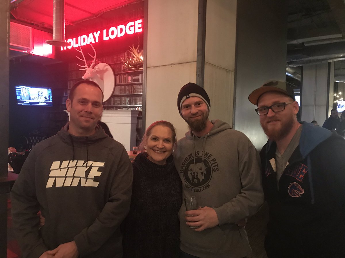 poolandspagirl's tweet image. @PunchBowlINDY Thank you for hosting our company meeting @PoolsofFun ...our team had fun bonding and building relationships! Our pool season has begun...come see us for all your pool needs!😎👙🏊🏼‍♀️💪🏻 #poolsoffun