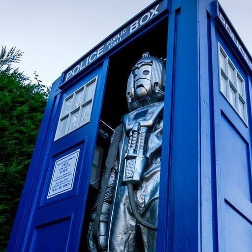 Invcomiccon's tweet photo. Doctor Who Invasion is coming to #Inverness this October for @Invcomiccon
Come along & visit the Doctors #Tardis and his foes such as #Dalek & #Cybermen.
12th October 19 at Inverness Ice Centre.
#WHInverness #NessCon #InvernessComicCon #DoctorWho https://t.co/olp2xoQYT1