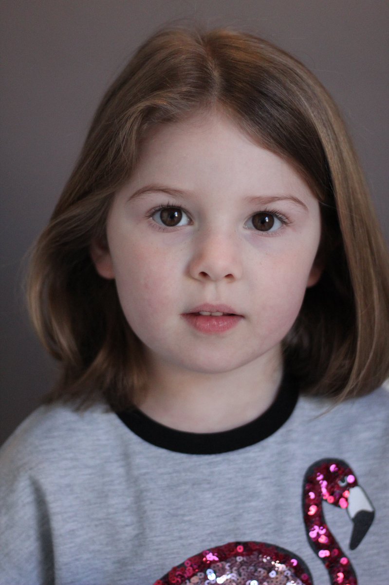 TheaAchillea's tweet photo. Mummy is getting the hang of this #photography lark, what do you think? #Headshot #NeverlandStudio @SKingCasting #SallyKingCasting #SallyKingKid #TeamThea #MiniActress #LiliaJones #MrPiggles @riverisland #PrettyInPink #NuffyBear @Brentwd_Nuff #NurseLinda https://t.co/VQnuyfwlvY