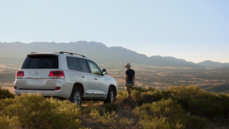 amohrtoyota's tweet photo. Seating for 8, stylish interior, top notch performance and off road capability (the best part), the 2019 #LandCruiser is all that you could want and then some! https://t.co/BO1FzpiS9s