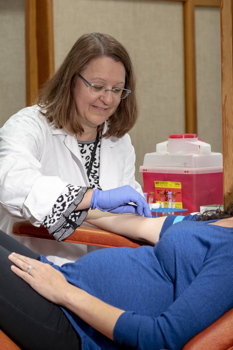 UNCG's tweet image. #Heartdisease is a leading cause of death worldwide &amp;amp; our researchers are attacking it from many angles. Read how they are working to improve detection &amp;amp; intervention: researchmagazine.uncg.edu/spring-2019/th…  

#UNCGWay #UNCGresearch @UNCGNursing @JSNN2907 @UNCGKin @UNCGResearch @american_heart