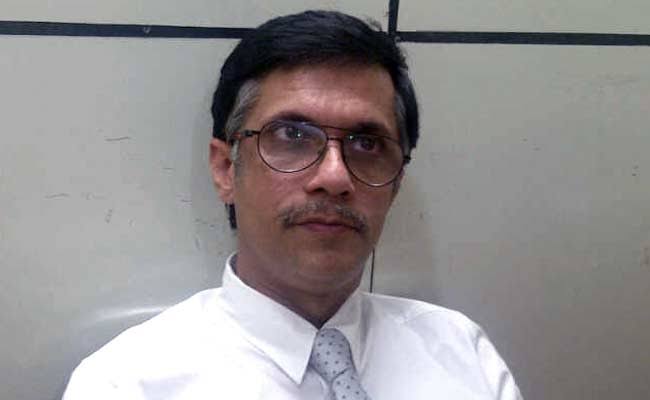 MonarkMistry's tweet photo. Pawan khera #Pawankhera 
#DiamondFacial 
Waah... 😂 https://t.co/ZjxmEAmcsS