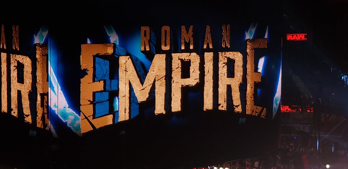 blueneoreloaded's tweet photo. #RomanReigns The big dog is back!!!! https://t.co/m2l6GVVbN4