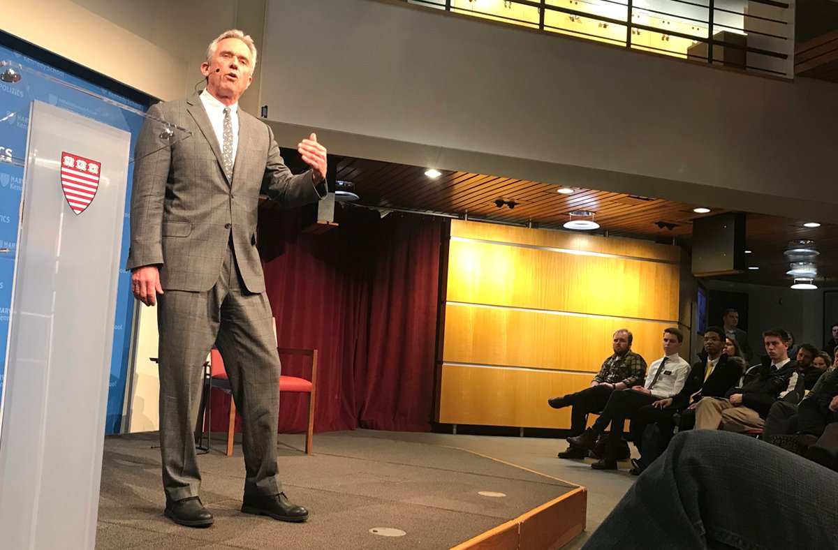 RobertKennedyJr's tweet photo. Environmental injury is deficit spending. It's a way of putting the costs of our generation's prosperity onto the backs of our children. WATCH HERE ➡️ https://t.co/TKZMh5z6lv @Harvard's Kennedy School's Institute of Politics https://t.co/xis8byWU8H