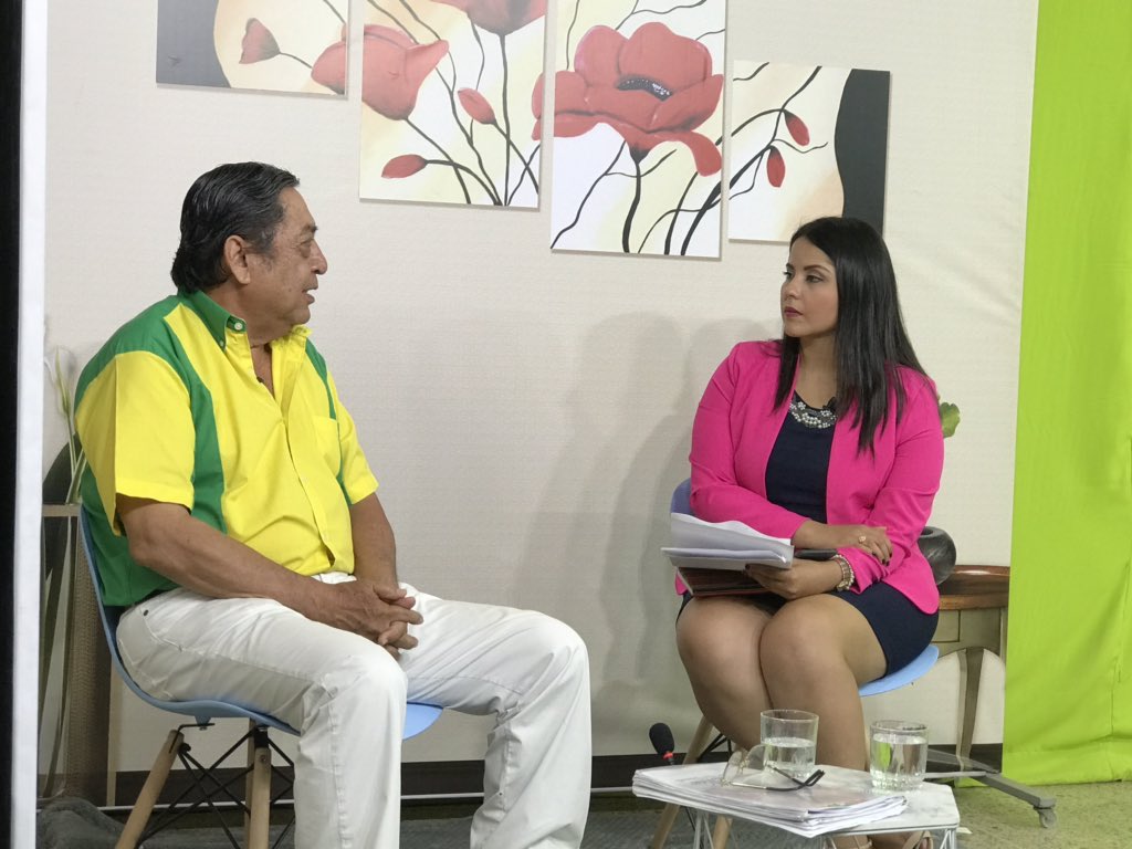 #ElPrefectoAmigoEnMedios <a href="/PasajeTv/">Pasaje TV</a> | Creemos en que podemos realizar cambios trascendentales para nuestra provincia, desde pequeños nuestra madre nos enseñó el valor del trabajo.