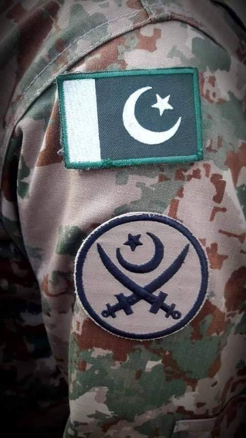 Shahzadodm's tweet photo. @OfficialDGISPR Seenay py goli khayen gey #DilDilPakistan #JanJanPakistan https://t.co/4dQvd0unsJ