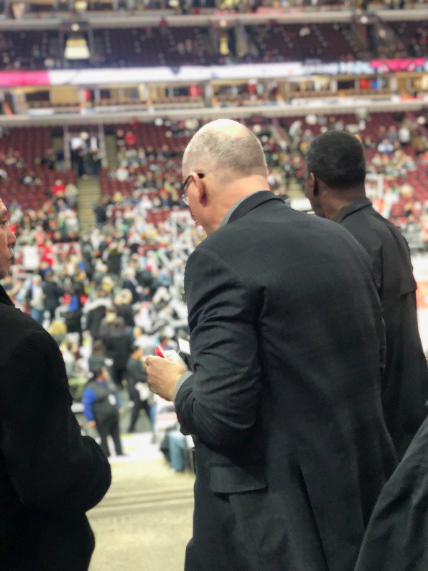 DrWillieWilson's tweet photo. Dr. Willie Wilson & @PaulVallas enjoy some much deserved down time as they relax this Election Day eve, taking in a Bulls game - courtside! #FriendsAllTheWay #Bromance #ThePeoplesMayor #Punch22Feb26 https://t.co/KjP0pG9hR9