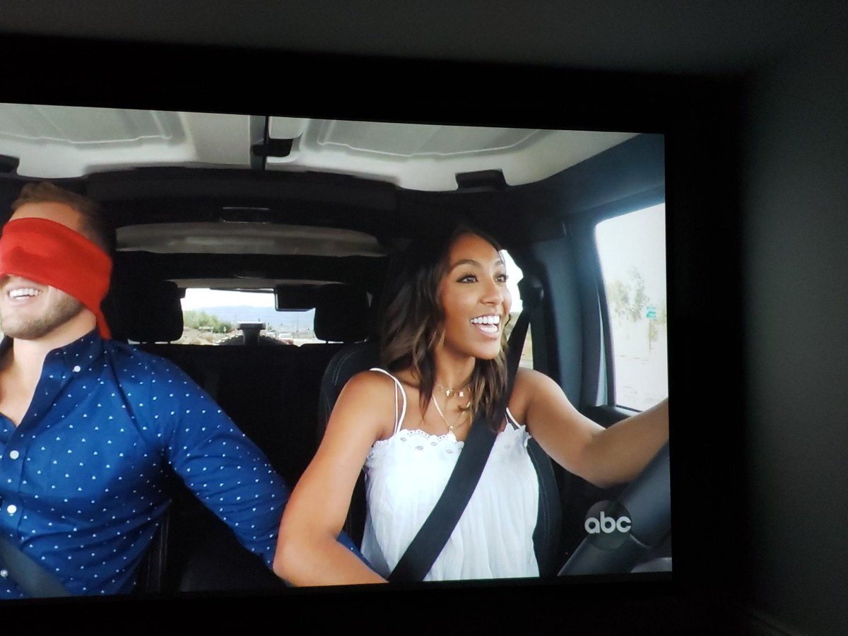 dummylama69's tweet photo. Omg he's totally fingering her #BachelorNation #Bachelor https://t.co/kL49Qg7IZV