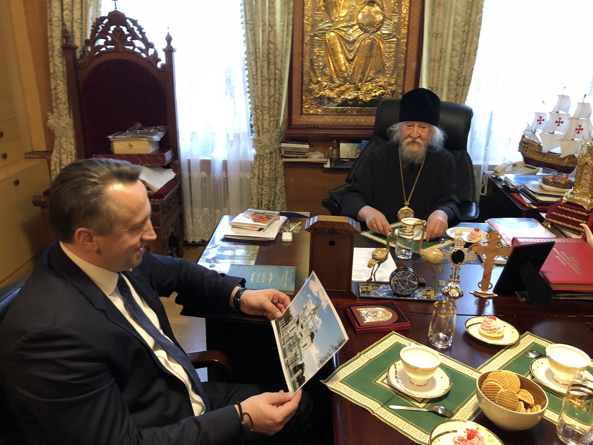 mikle73's tweet photo. Встреча с митрополитом Чебоксарским и Чувашским Варнавой.
Обсудили взаимодействие митрополита и регионального отделения движения «Россия Православная». Очень духовный позитивный человек.
#Россия #Россияправославная #Чувашия #Чебоксары #Митрополит https://t.co/JAvW3ofmFc