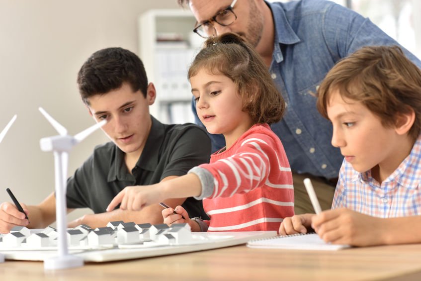 afterschool4all's tweet image. Today kicks off national #LeapIntoScience Week! Learn more: ow.ly/vboH30nPFbK